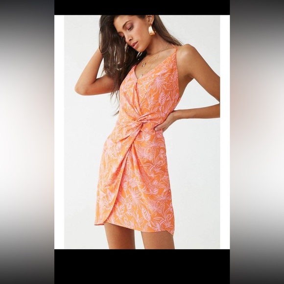 Giraffe and leaf-print twist-front dress NWT - Picture 4 of 9